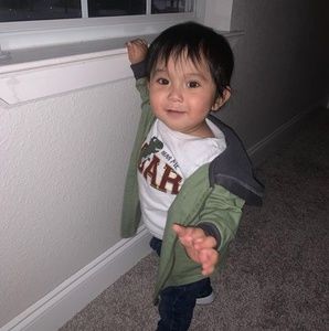 Meet your Posher, Gomez